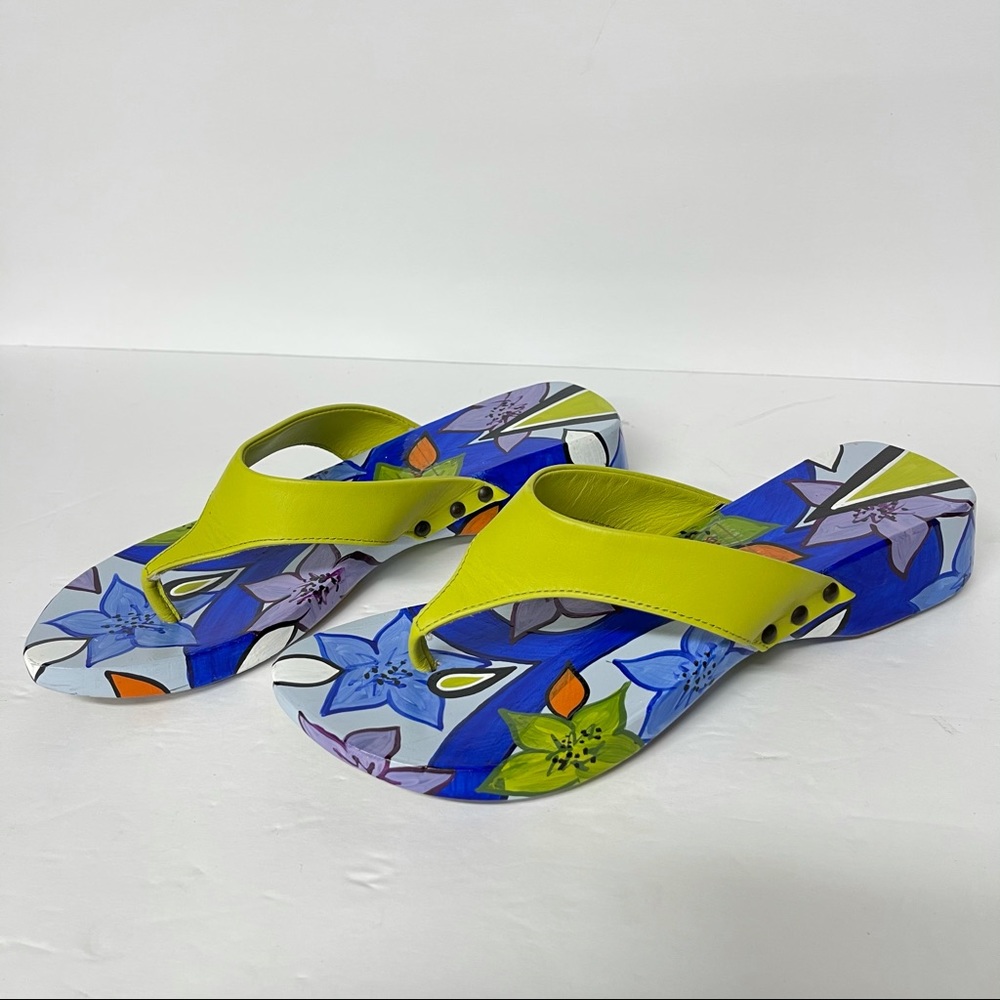 Hand painted Made in Italy Flip Flops size 7.5